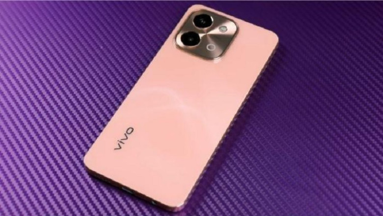 Vivo Y28 (Rp 2.399.000)