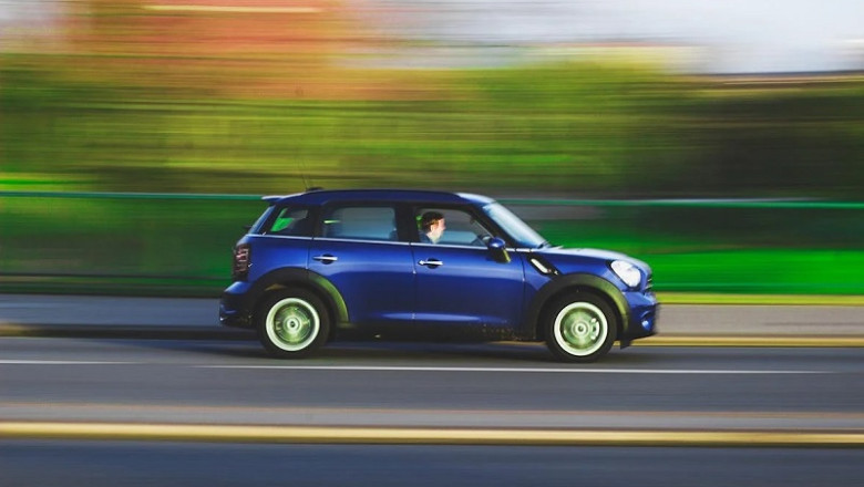 5 Teknik Fotografi Panning dengan Mudah dan Estetik